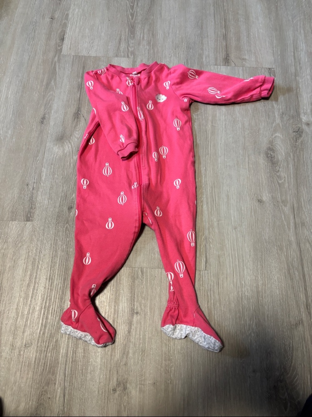 Pekkle Cozy Pink Footed One-Piece with Hot Air Balloon Motif